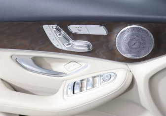 Подержанный автомобиль Mercedes-Benz GLC Coupe 2017 года (19 фото)