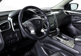 Подержанный автомобиль Nissan Murano Suv 2018 года (14 фото)
