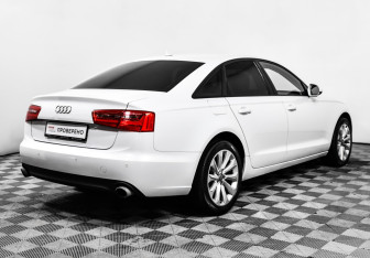 Подержанный автомобиль Audi A6 Sedan 2012 года (5 фото)