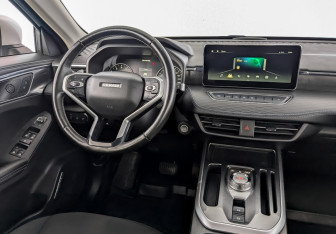 Подержанный автомобиль Haval Jolion 2023 года (15 фото)