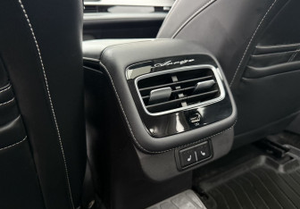 Подержанный автомобиль Chery Arrizo 8 2023 года (13 фото)