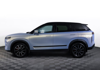 Подержанный автомобиль Jaecoo J7 2023 года (8 фото)