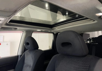 Подержанный автомобиль Nissan X-Trail 2012 года (18 фото)