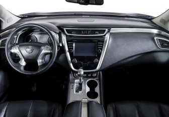 Подержанный автомобиль Nissan Murano Suv 2018 года (13 фото)