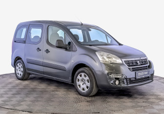 Подержанный автомобиль Peugeot Partner 2021 года (3 фото)