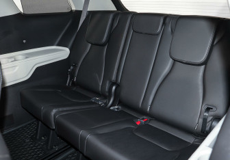 Подержанный автомобиль Kia Carnival 2021 года (23 фото)