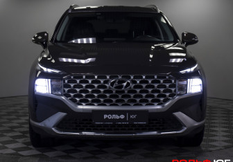 Подержанный автомобиль Hyundai Santa Fe 2021 года (21 фото)