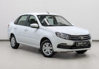 Подержанный автомобиль LADA (ВАЗ) Granta Sedan 2022 года (3 фото)