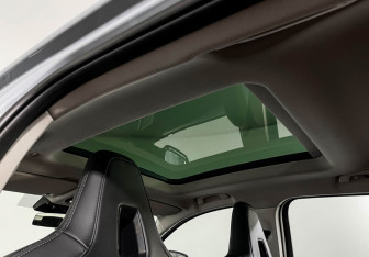 Подержанный автомобиль BMW X2 2024 года (21 фото)