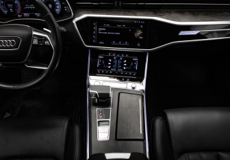 Подержанный автомобиль Audi A6 Sedan 2018 года (64 фото)
