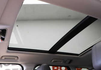 Подержанный автомобиль Land Rover Range Rover Sport 2014 года (20 фото)