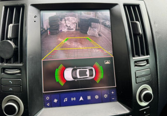 Подержанный автомобиль Infiniti FX 2006 года (14 фото)