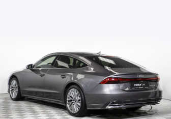 Подержанный автомобиль Audi A7 2018 года (7 фото)