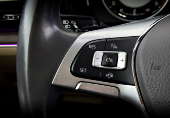 Подержанный автомобиль Volkswagen Touareg 2019 года (30 фото)