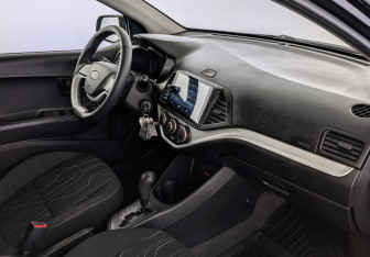 Подержанный автомобиль Kia Picanto 2011 года (13 фото)