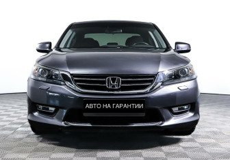 Подержанный автомобиль Honda Accord Sedan 2013 года (2 фото)