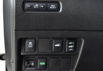 Подержанный автомобиль Nissan X-Trail 2018 года (15 фото)