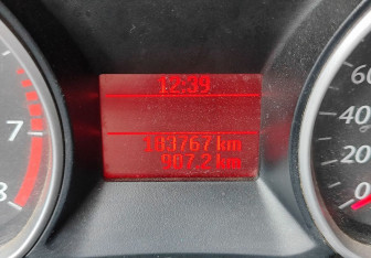 Подержанный автомобиль Ford Mondeo Sedan 2009 года (16 фото)