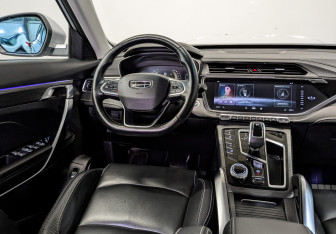 Подержанный автомобиль Geely Atlas Pro 2023 года (28 фото)