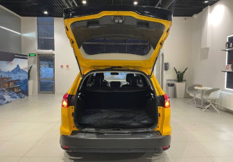 Подержанный автомобиль Ford Focus Wagon 2016 года (7 фото)