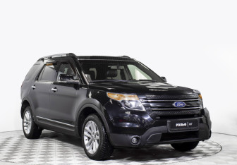 Подержанный автомобиль Ford Explorer 2012 года (3 фото)