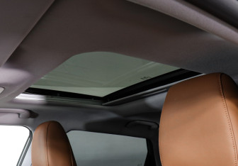 Подержанный автомобиль Omoda C5 2022 года (13 фото)