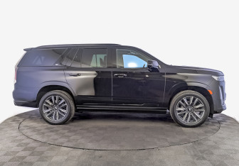 Подержанный автомобиль Cadillac Escalade Suv 2023 года (4 фото)