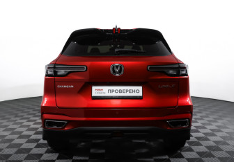Подержанный автомобиль Changan UNI-S 2024 года (6 фото)