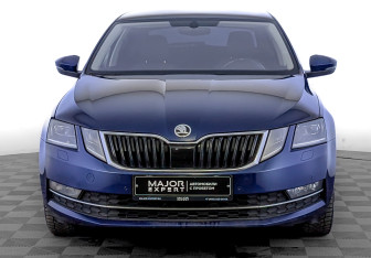 Подержанный автомобиль Skoda Octavia Liftback 2017 года (2 фото)