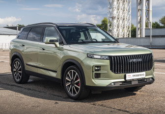 Подержанный автомобиль Jaecoo J7 2023 года (3 фото)