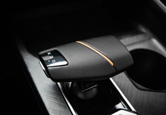 Подержанный автомобиль Changan UNI-V 2024 года (19 фото)