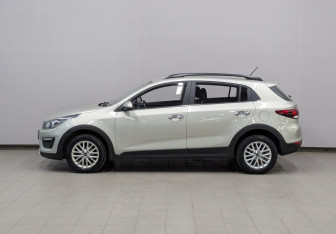 Подержанный автомобиль Kia Rio Hatchback 2020 года (24 фото)