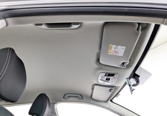 Подержанный автомобиль Geely Coolray 2022 года (22 фото)