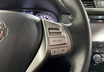 Подержанный автомобиль Nissan X-Trail 2017 года (16 фото)