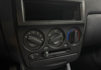 Подержанный автомобиль Hyundai Accent Sedan 2008 года (16 фото)