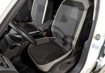 Подержанный автомобиль Volkswagen Tiguan 2020 года (19 фото)