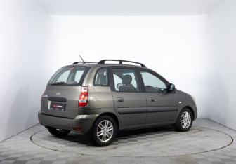 Подержанный автомобиль Hyundai Matrix 2008 года (5 фото)