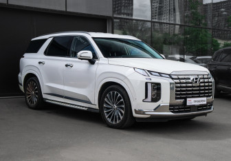 Подержанный автомобиль Hyundai Palisade 2023 года (3 фото)