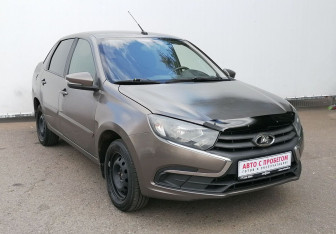 Подержанный автомобиль LADA (ВАЗ) Granta Sedan 2018 года (3 фото)