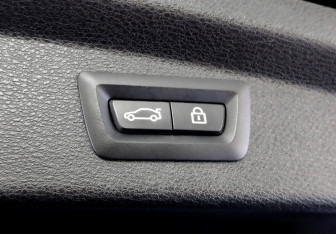 Подержанный автомобиль BMW X2 2020 года (26 фото)