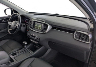 Подержанный автомобиль Kia Sorento 2019 года (22 фото)