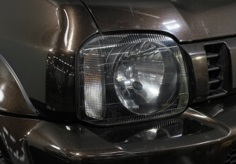 Подержанный автомобиль Suzuki Jimny 2018 года (15 фото)