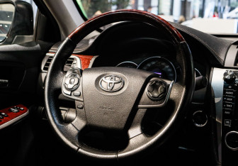 Подержанный автомобиль Toyota Camry Sedan 2013 года (13 фото)