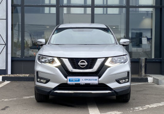 Подержанный автомобиль Nissan X-Trail 2019 года (2 фото)