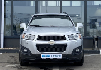 Подержанный автомобиль Chevrolet Captiva 2014 года (2 фото)