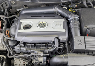 Подержанный автомобиль Volkswagen Passat Sedan 2012 года (9 фото)
