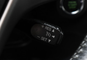 Подержанный автомобиль Toyota Venza 2015 года (19 фото)