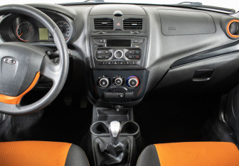 Подержанный автомобиль LADA (ВАЗ) Kalina Wagon 2017 года (10 фото)