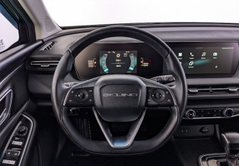 Подержанный автомобиль BAIC U5 Plus 2023 года (22 фото)