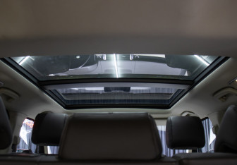 Подержанный автомобиль Land Rover Range Rover Sport 2014 года (12 фото)